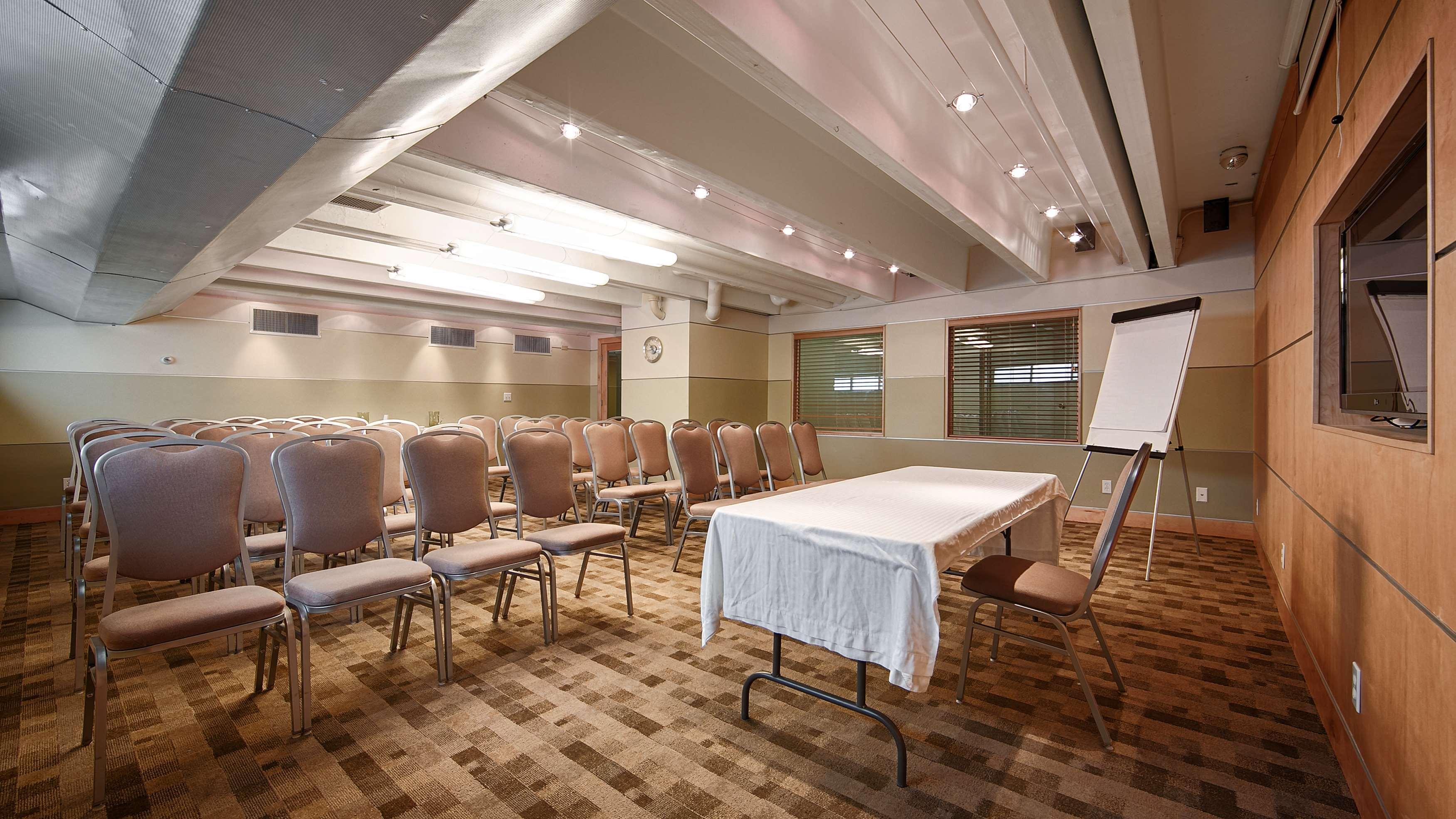 Best Western Plus Milwaukee West Zewnętrze zdjęcie