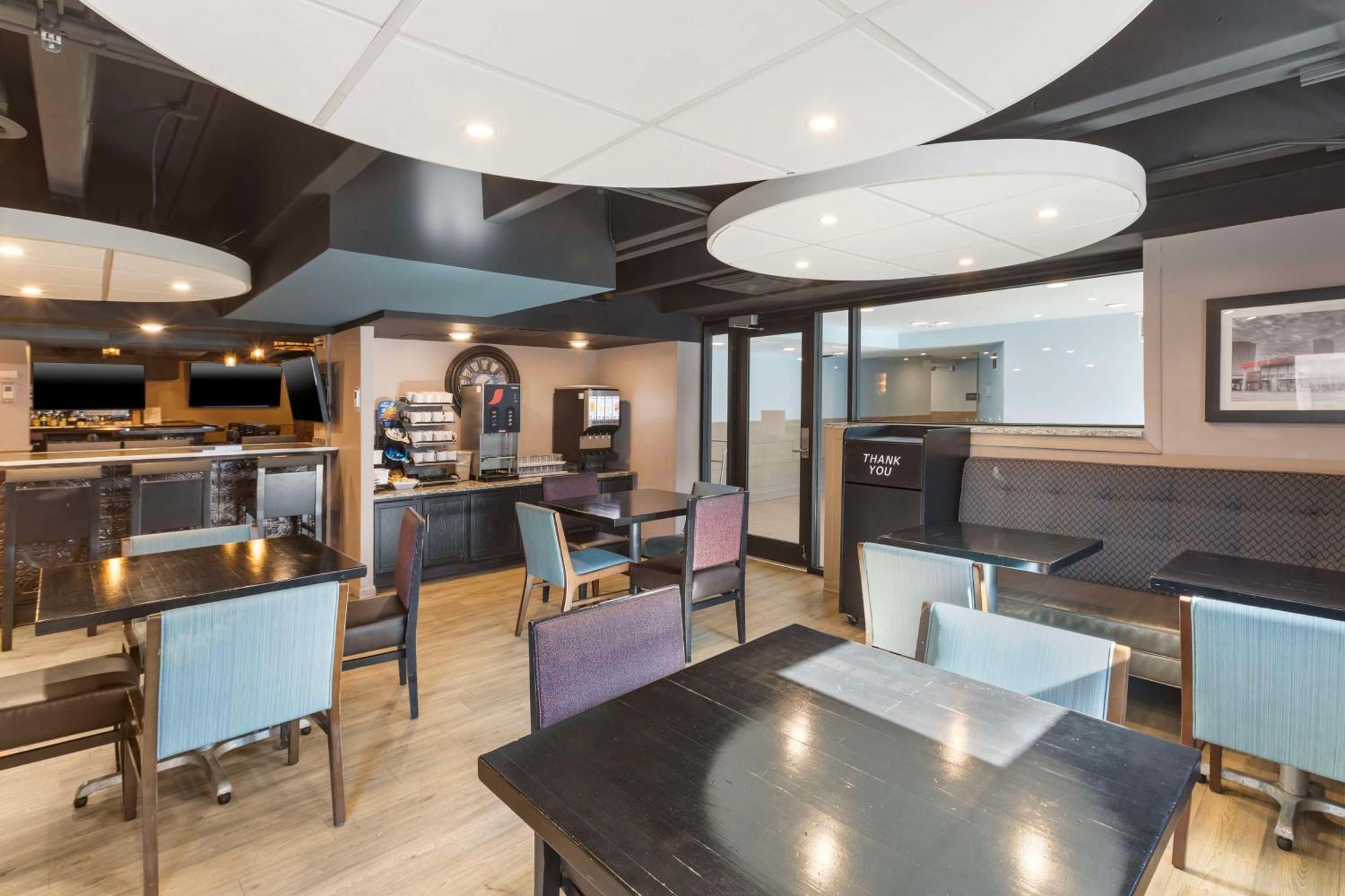 Best Western Plus Milwaukee West Zewnętrze zdjęcie